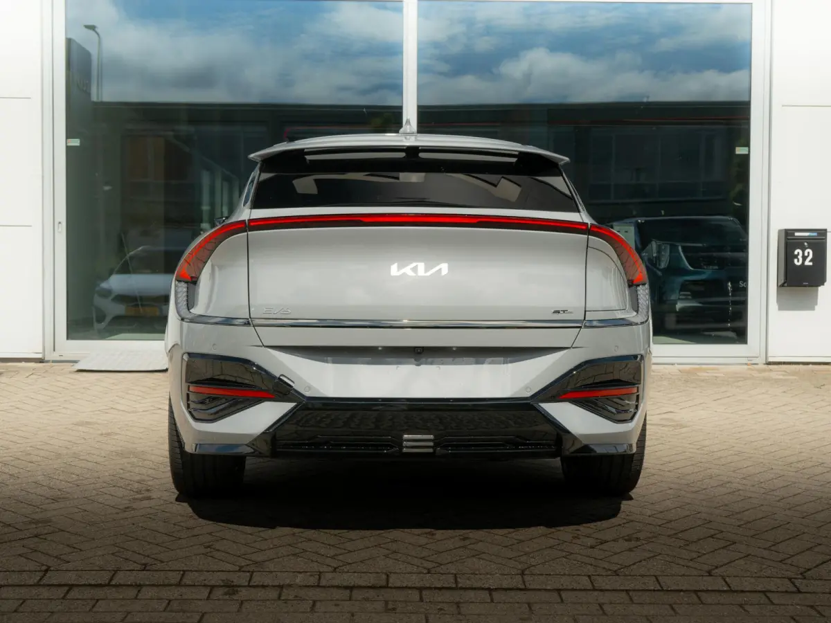 GT-Line Business Edition 84 kWh | OP VOORRAAD | Stoel verwarming l Elektrische kofferklep | GT pakket | LED | Keyless | 20 inch LMV