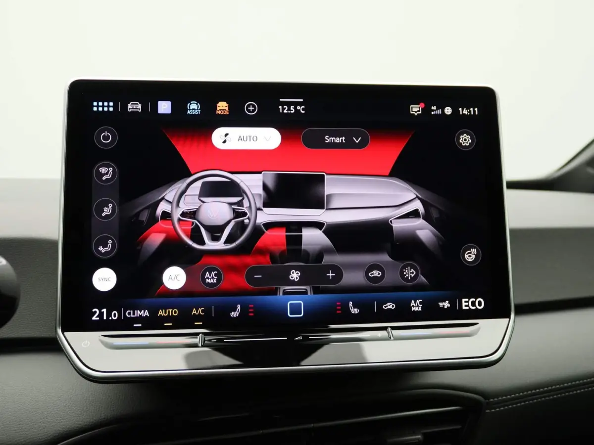 Pro Business 59 kWh | EM | Navigatie | Draadloze Apple Carplay | Adaptieve cruise control | Lane assist | Stoelverwarming | Stuurwielverwarming | Climate control | Achteruitrij camera | Park