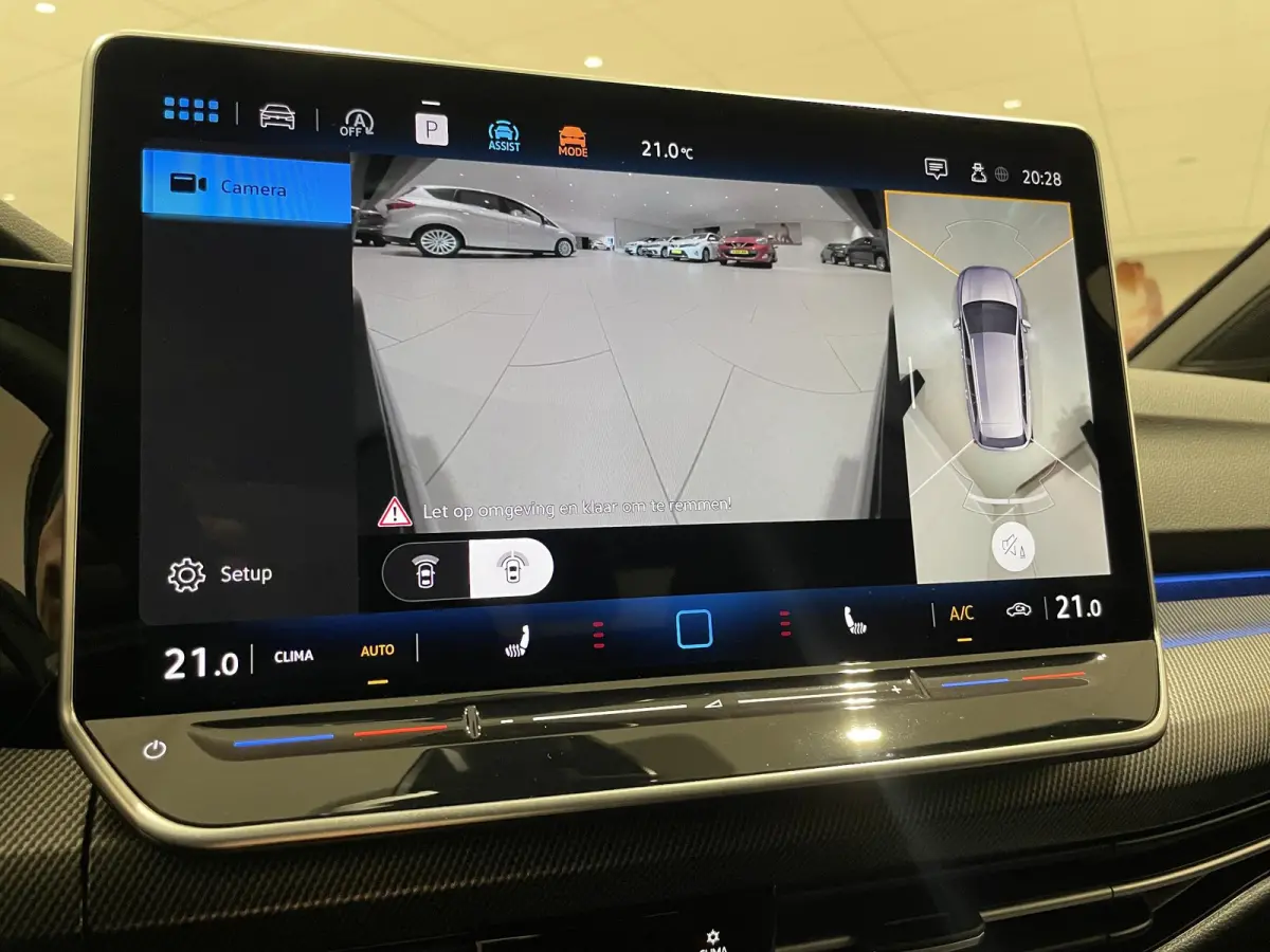 1.5 eTSI R-Line Edition | EM | Navigatie | App-connect | Parkeersensoren | 360 camera | Adaptive cruise control | Lichtmetaal | 328936 |