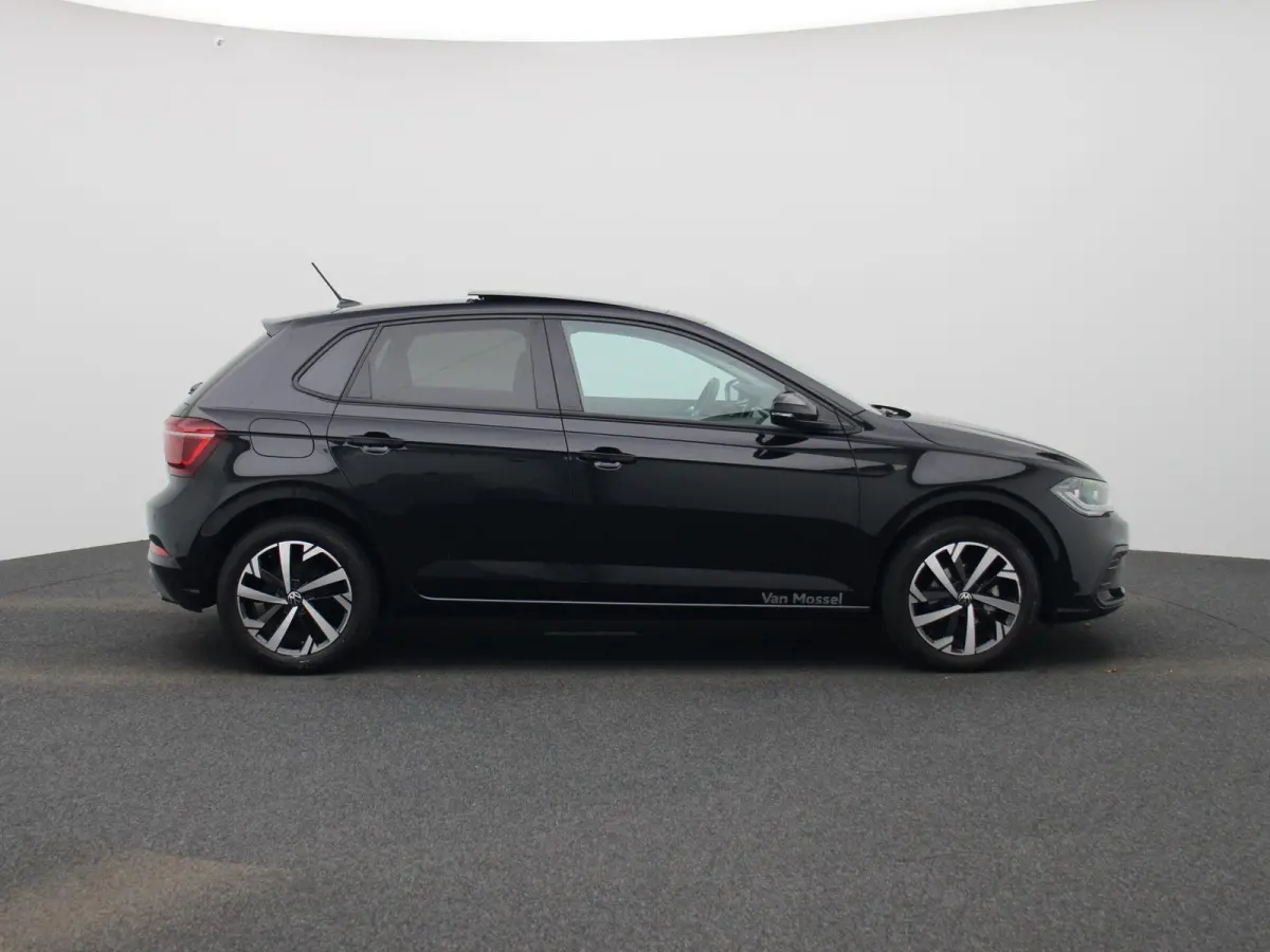 1.0 TSI Life Edition | Demo | Navigatie | Draadloze Apple Carplay | Panoramisch dak | Keyless | Adaptieve cruise control | Travel Assist | Parkeersensoren | Climate control | Stoelverwarming