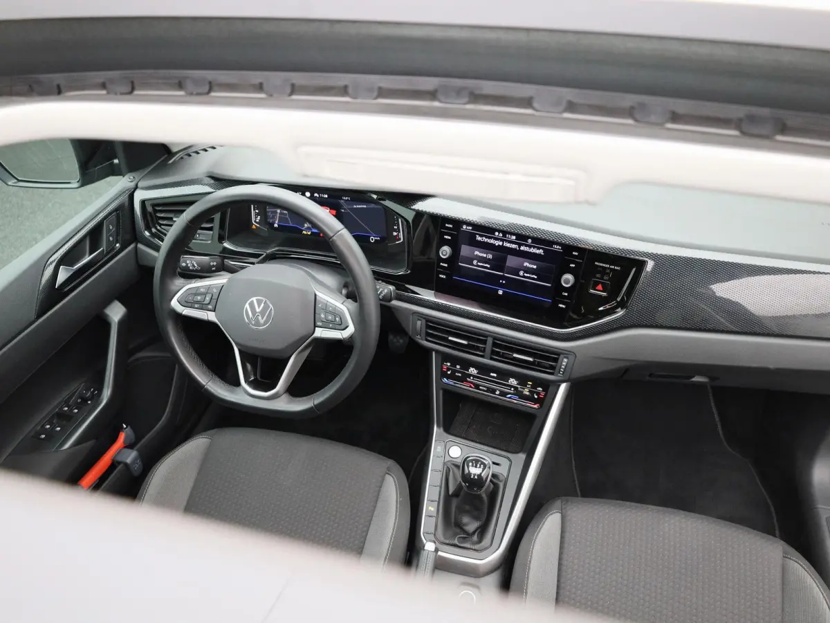 1.0 TSI Life Edition | Demo | Navigatie | Draadloze Apple Carplay | Panoramisch dak | Keyless | Adaptieve cruise control | Travel Assist | Parkeersensoren | Climate control | Stoelverwarming