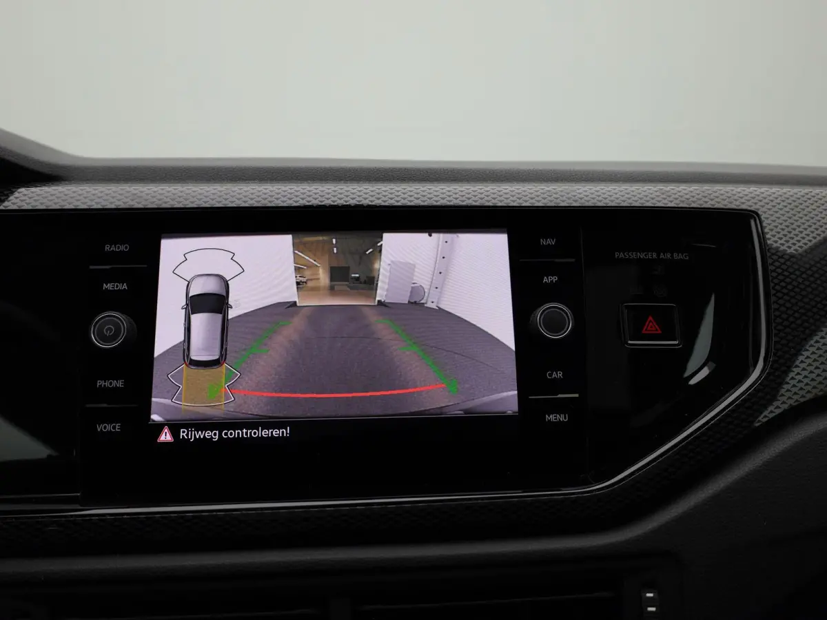 1.0 TSI Life Edition | Demo | Navigatie | Draadloze Apple Carplay | Panoramisch dak | Keyless | Adaptieve cruise control | Travel Assist | Parkeersensoren | Climate control | Stoelverwarming