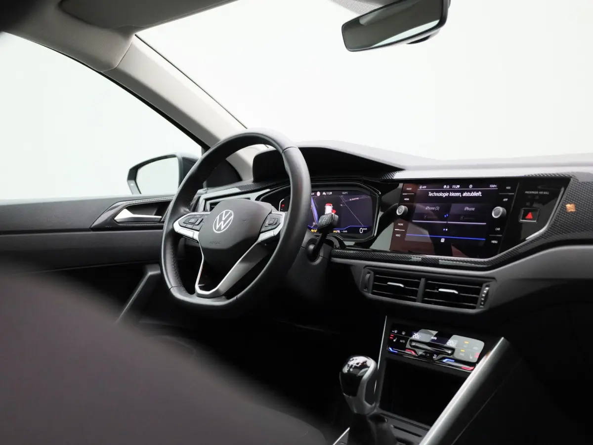 1.0 TSI Life Edition | Demo | Navigatie | Draadloze Apple Carplay | Panoramisch dak | Keyless | Adaptieve cruise control | Travel Assist | Parkeersensoren | Climate control | Stoelverwarming