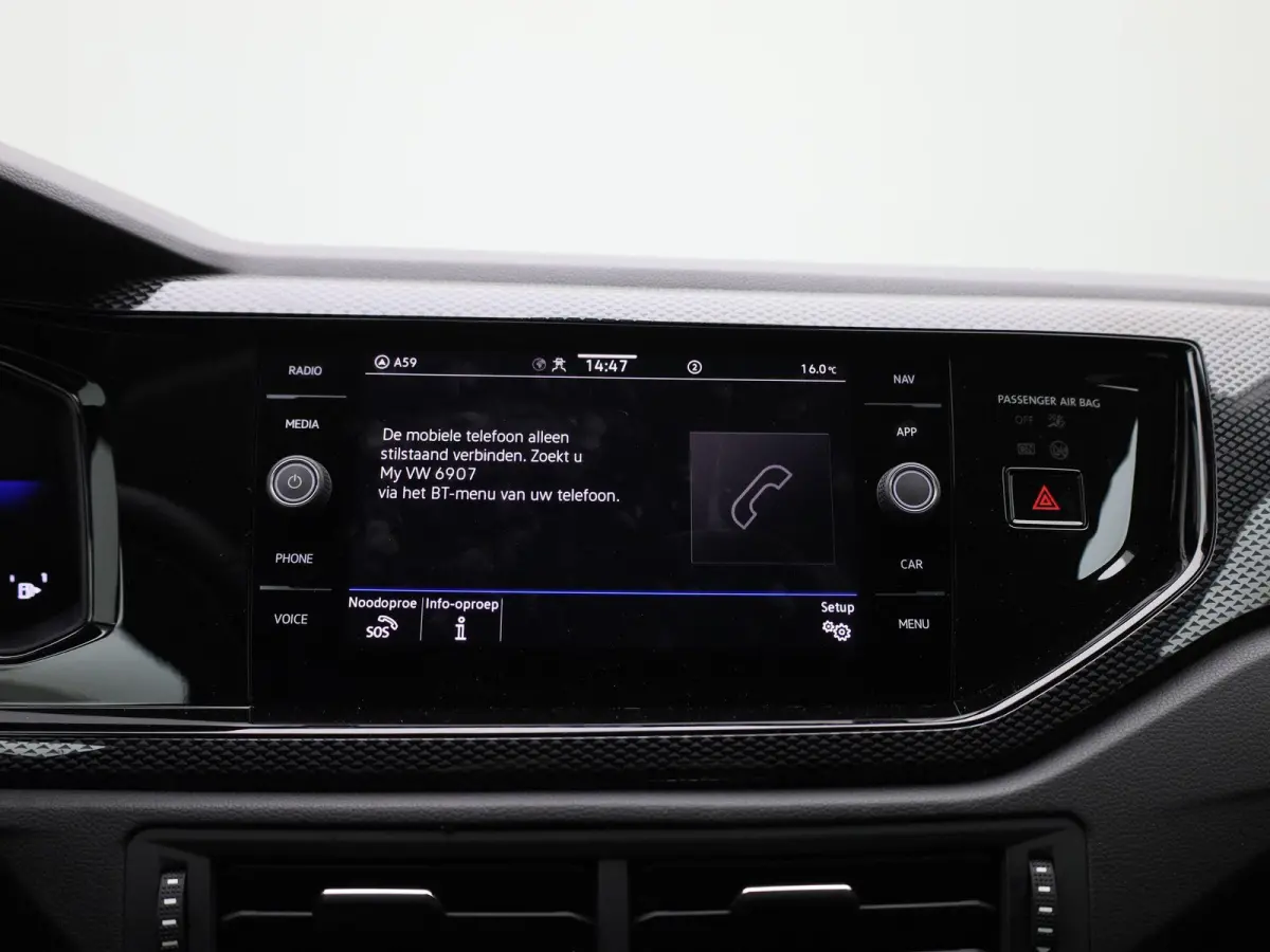 1.0 TSI Life Edition Demo | 95PK | Apple Carplay draadloos | Camera | Parkeersensoren achter | Android Auto draadloos | Ruiten getint | LED koplampen | Airco | Adaptive cruise control | DAB 
