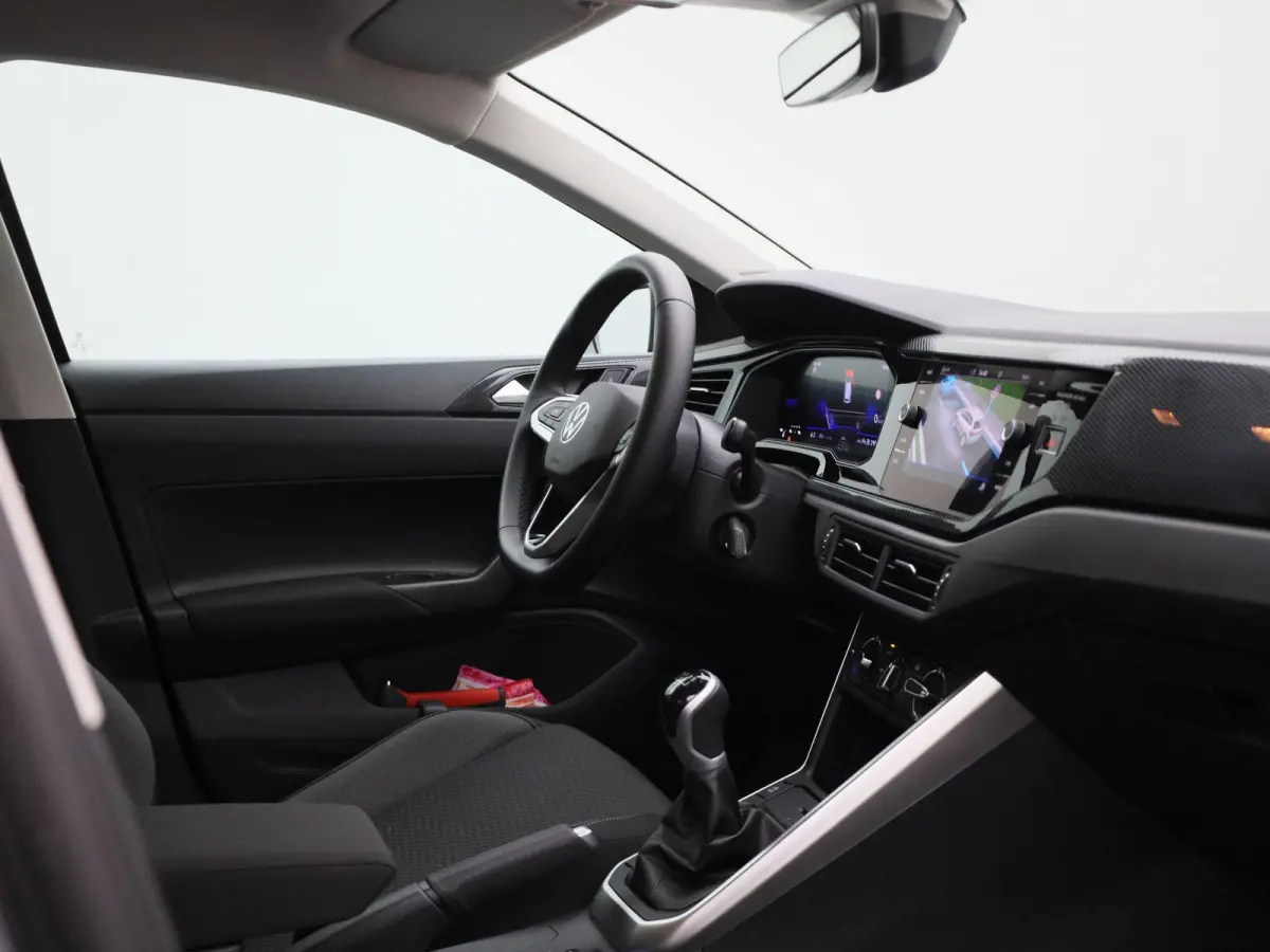 1.0 TSI Life Edition Demo | 95PK | Apple Carplay draadloos | Camera | Parkeersensoren achter | Android Auto draadloos | Ruiten getint | LED koplampen | Airco | Adaptive cruise control | DAB 