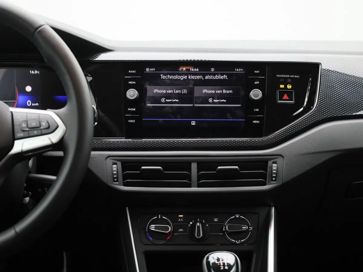 1.0 TSI Life Edition Demo | 95PK | Apple Carplay draadloos | Camera | Parkeersensoren achter | Android Auto draadloos | Ruiten getint | LED koplampen | Airco | Adaptive cruise control | DAB 