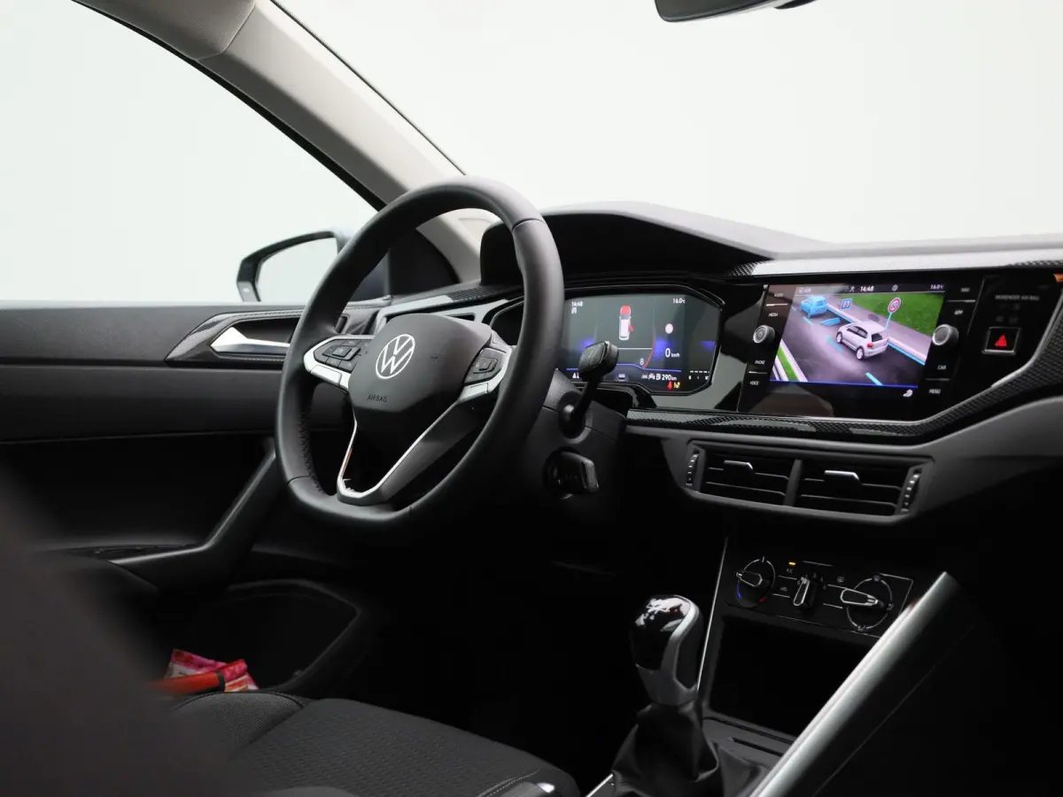 1.0 TSI Life Edition Demo | 95PK | Apple Carplay draadloos | Camera | Parkeersensoren achter | Android Auto draadloos | Ruiten getint | LED koplampen | Airco | Adaptive cruise control | DAB 