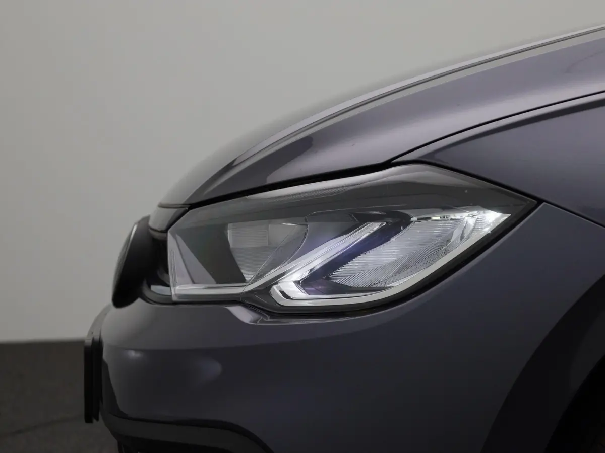 1.0 TSI Life Edition Demo | 95PK | Apple Carplay draadloos | Camera | Parkeersensoren achter | Android Auto draadloos | Ruiten getint | LED koplampen | Airco | Adaptive cruise control | DAB 