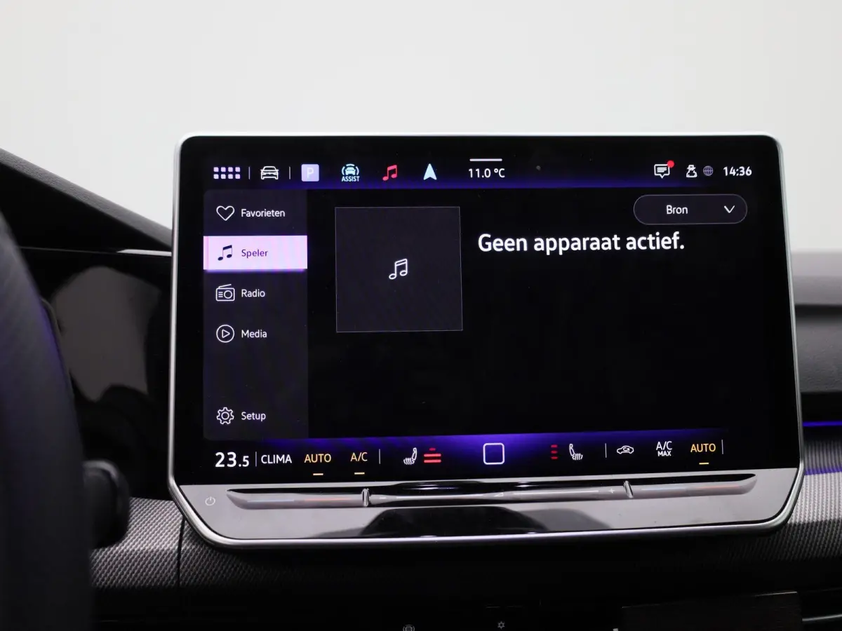 1.5 eTSI R-Line Edition | 116 PK | Demo | Automaat | Navigatie | Draadloze Apple Carplay | Adaptieve cruise control | Climate control | Stuur- en Stoelverwarming | Achteruitrij Camera | Park