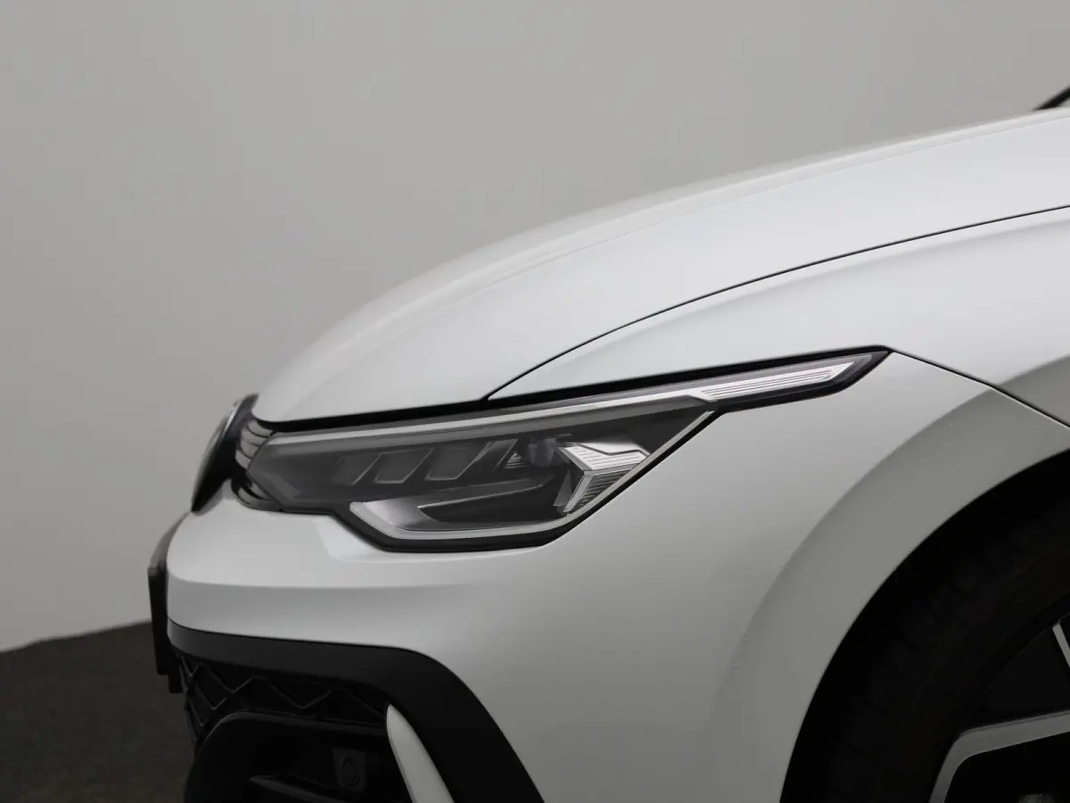 1.5 eTSI R-Line Edition | 116 PK | Demo | Automaat | Navigatie | Draadloze Apple Carplay | Adaptieve cruise control | Climate control | Stuur- en Stoelverwarming | Achteruitrij Camera | Park