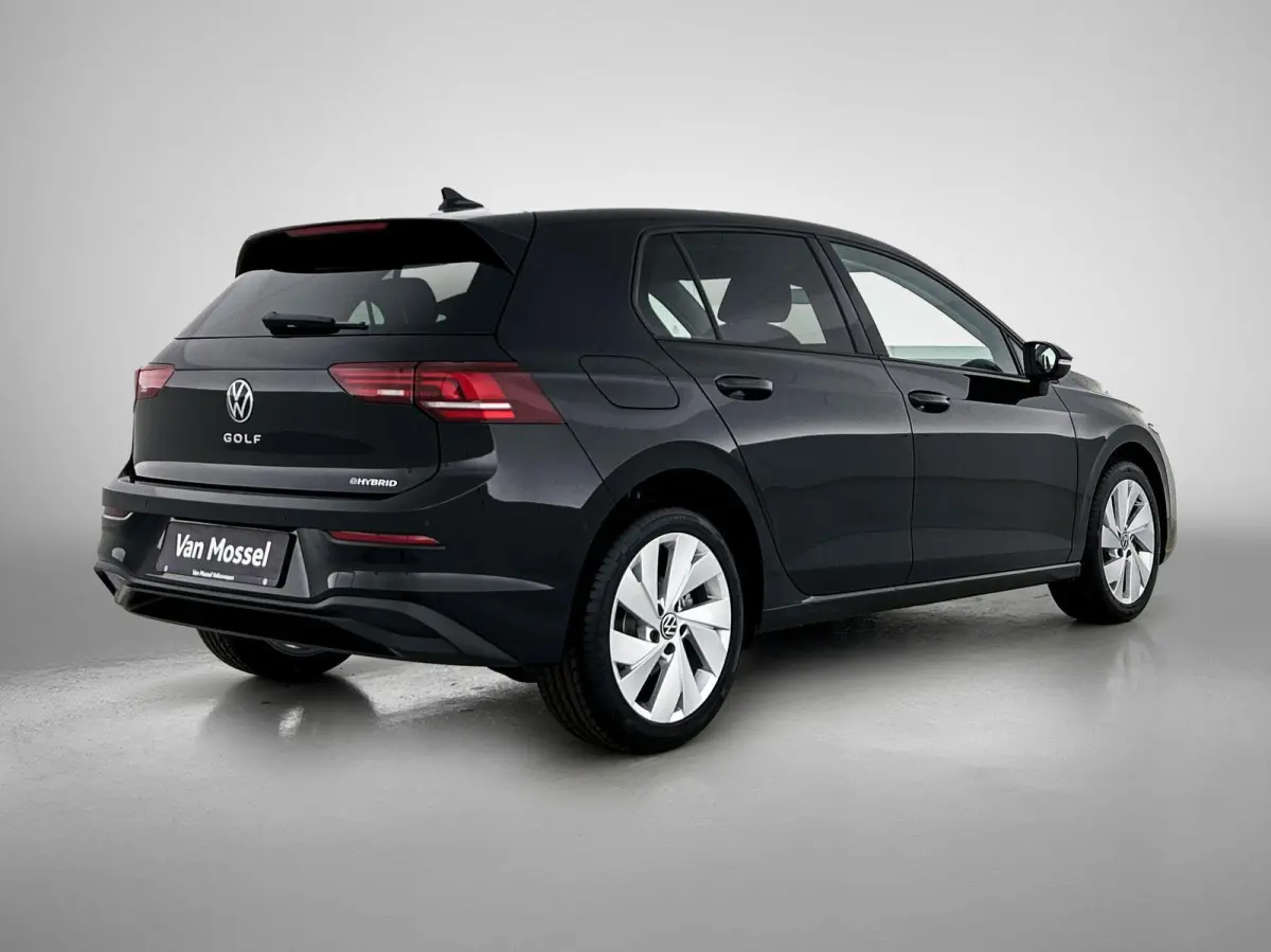 1.5 eHybrid Life Edition | Demo | 204 PK | Plug-IN | Navigatie | Stuur + Stoelverwarming | Keyless | Multimedia Pakket | Achteruitrijcamera | Getint glas | Adaptive cruise control | Lane Ass
