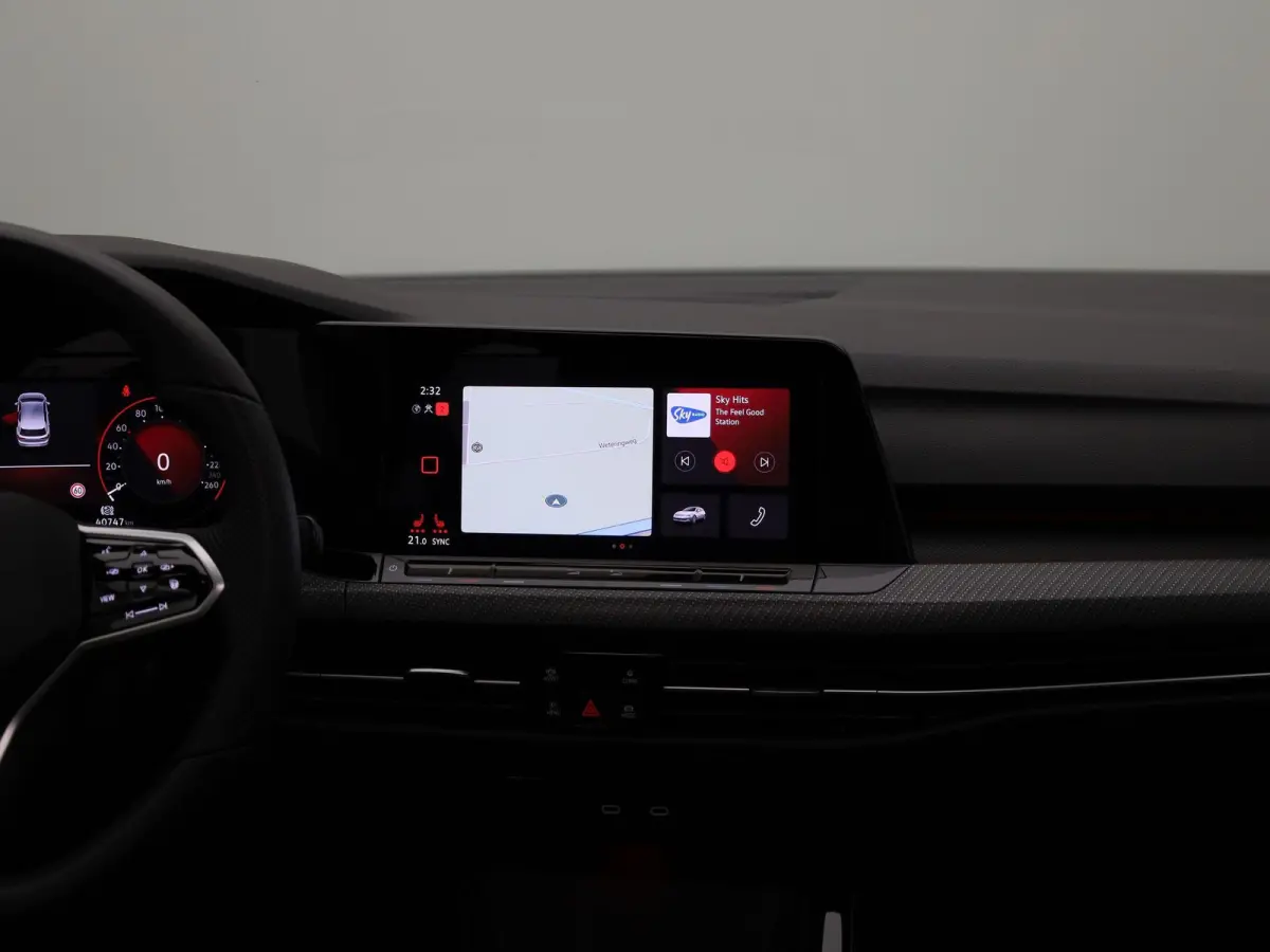 1.5 eTSI R-Line Business 150 PK | Automaat | Panoramisch Schuif - Kanteldak | Navigatie | Digital Cockpit pro | Keyless | Stoelverwarming | Ledachterlichten met dynamisch knipperlicht | Acht