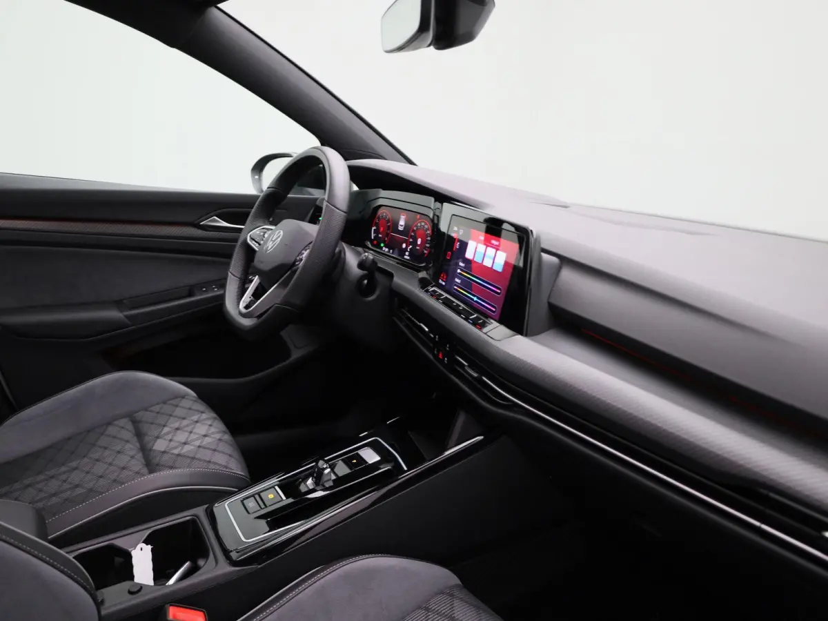 1.5 eTSI R-Line Business 150 PK | Automaat | Panoramisch Schuif - Kanteldak | Navigatie | Digital Cockpit pro | Keyless | Stoelverwarming | Ledachterlichten met dynamisch knipperlicht | Acht