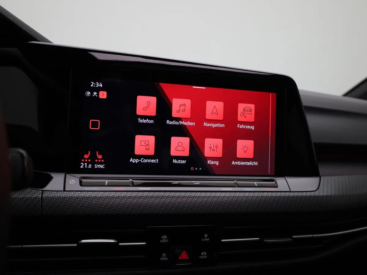 1.5 eTSI R-Line Business 150 PK | Automaat | Panoramisch Schuif - Kanteldak | Navigatie | Digital Cockpit pro | Keyless | Stoelverwarming | Ledachterlichten met dynamisch knipperlicht | Acht