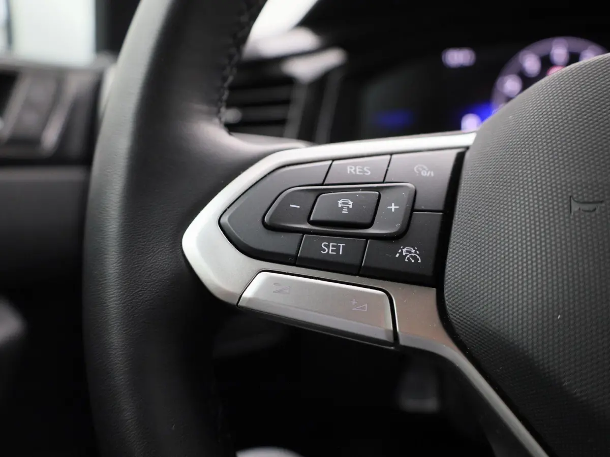 1.0 TSI Life Edition | EM | Automaat | Navigatie | Carplay | Climatronic (Automatische Airco) | Digital Cockpit | Parkeercamera