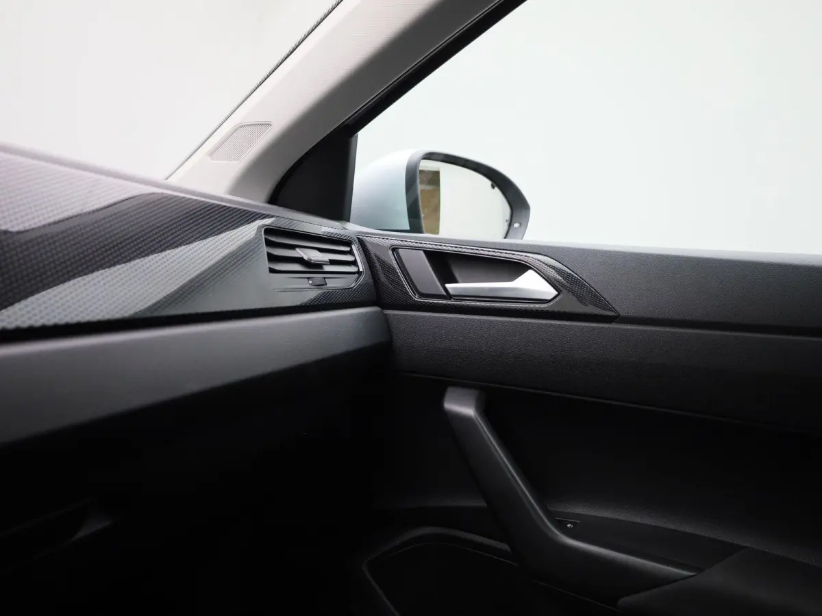 1.0 TSI Oranje Edition | EM | 115 PK | Automaat | Digital Cockpit | Keyless | Navigatie | Parkeercamera