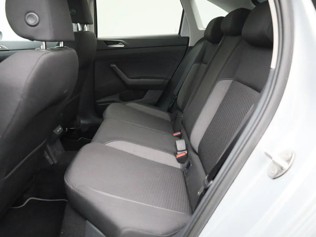 1.0 TSI Oranje Edition | EM | 115 PK | Automaat | Digital Cockpit | Keyless | Navigatie | Parkeercamera