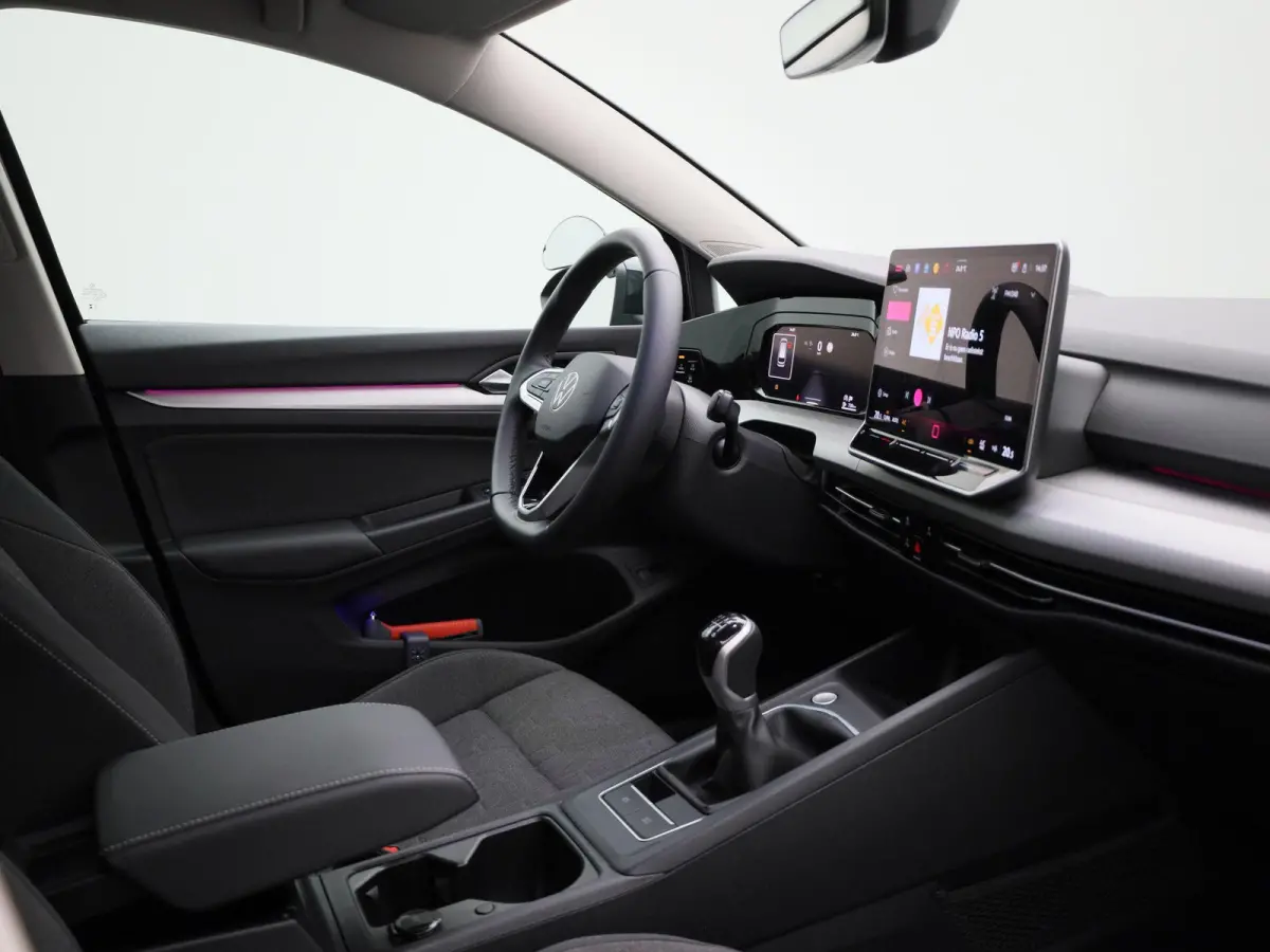 1.5 TSI Life Edition | 130 PK | EM | Digital Cockpit | Keyless Start | Elektrische Kofferbakklep |