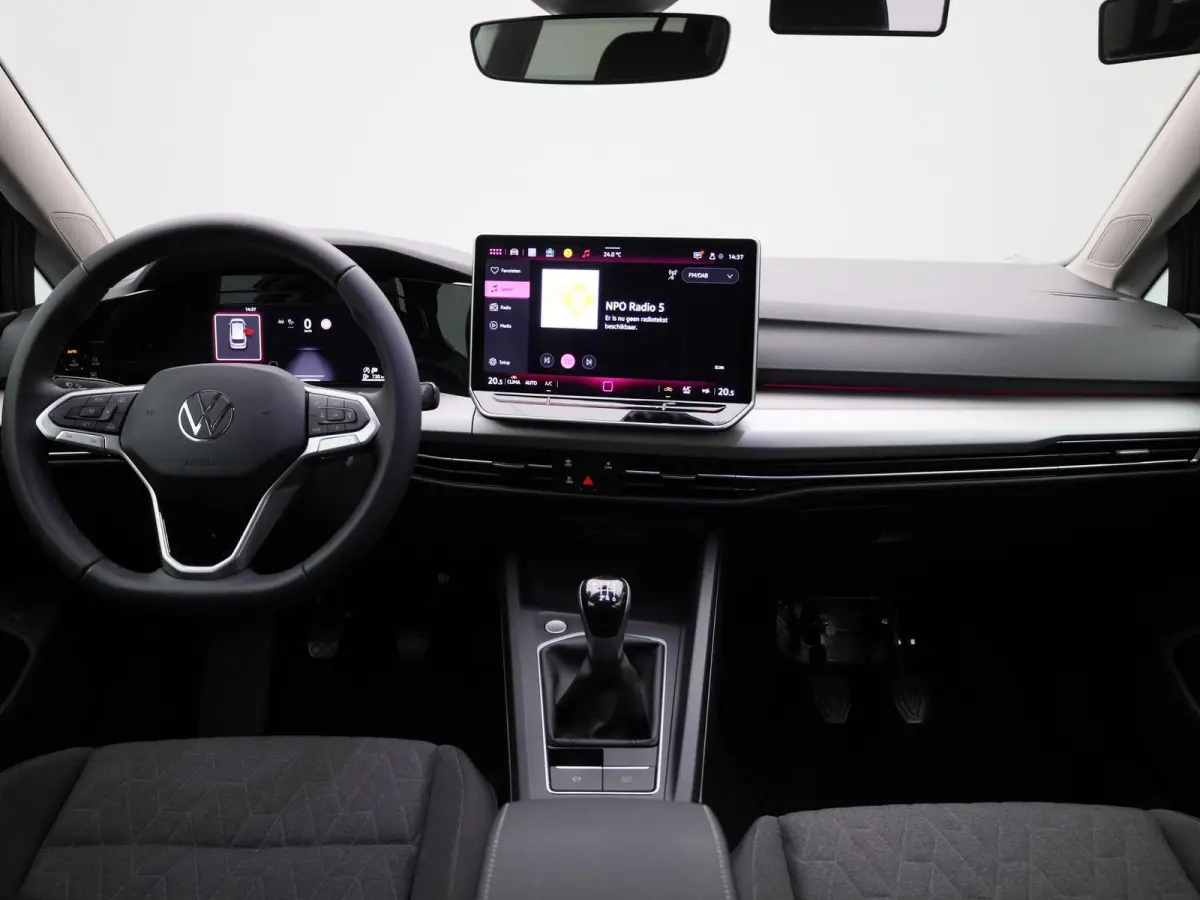 1.5 TSI Life Edition | 130 PK | EM | Digital Cockpit | Keyless Start | Elektrische Kofferbakklep |