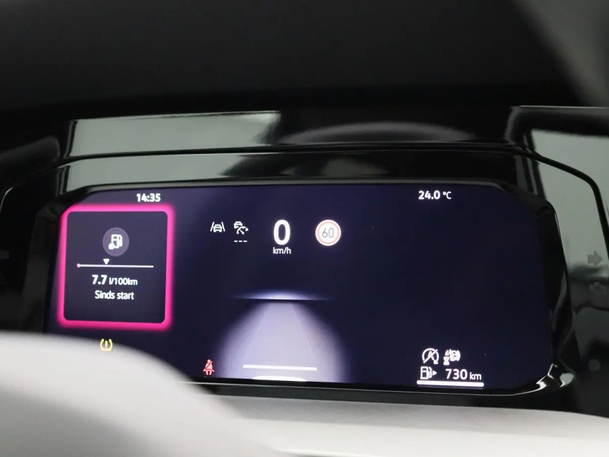 1.5 TSI Life Edition | 130 PK | EM | Digital Cockpit | Keyless Start | Elektrische Kofferbakklep |