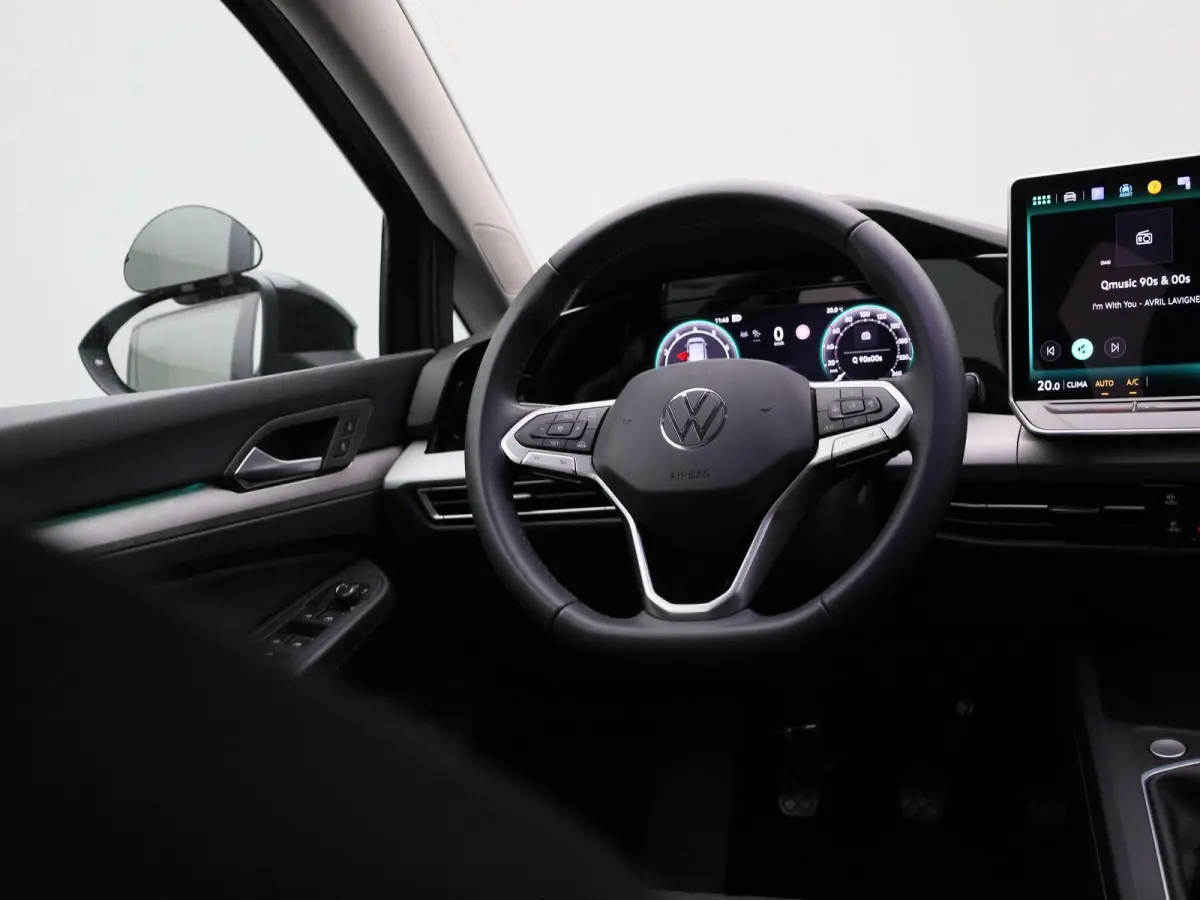 1.5 TSI Life Edition | EM | 130 PK | Digital Cockpit | Keyless Start | Elektrische Kofferbakklep |