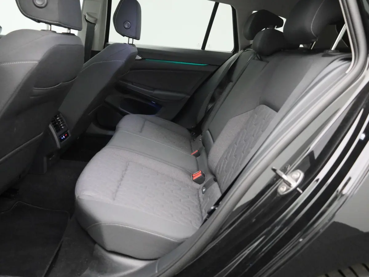 1.5 TSI Life Edition | EM | 130 PK | Digital Cockpit | Keyless Start | Elektrische Kofferbakklep |