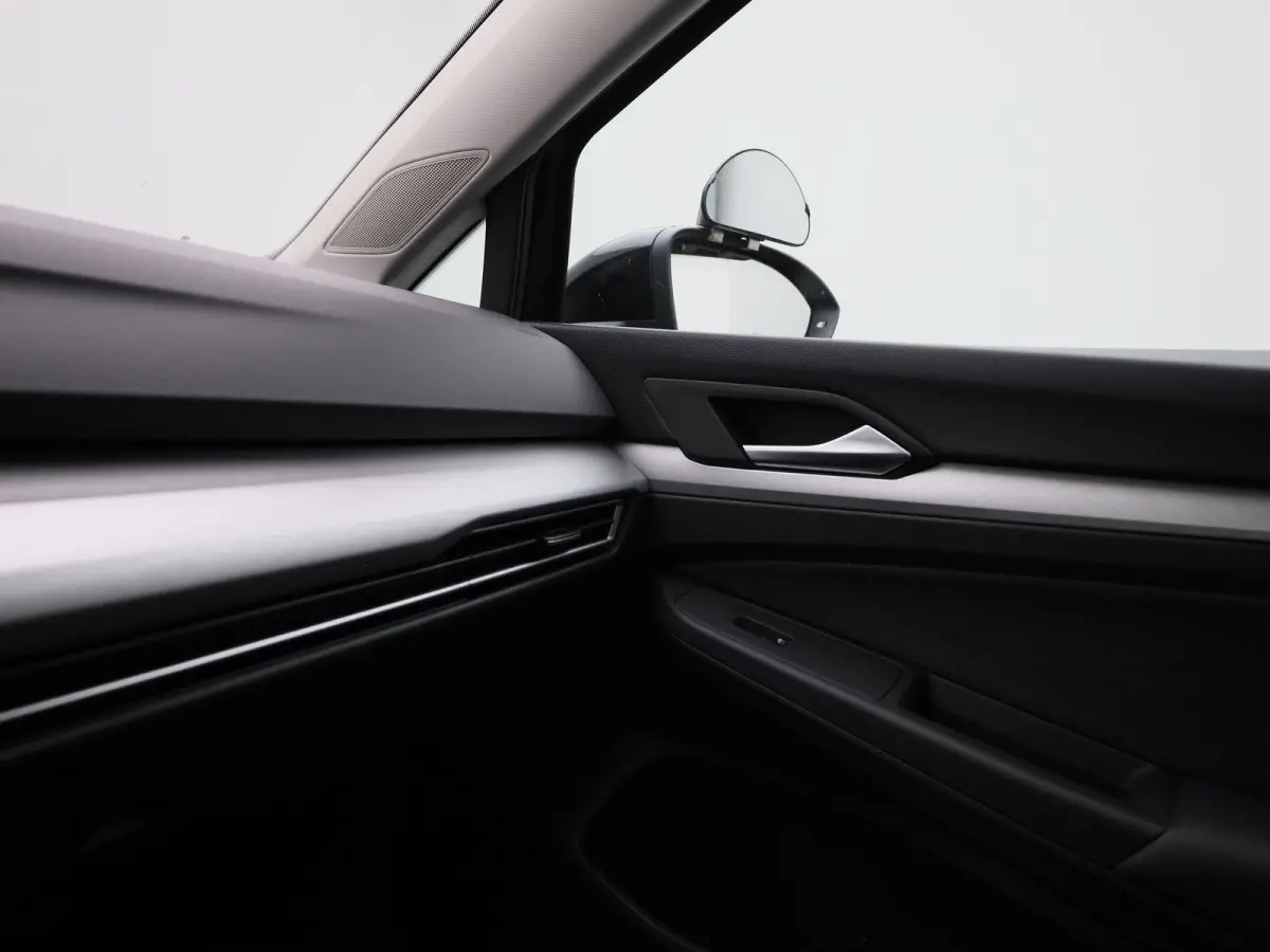 1.5 TSI Life Edition | EM | 130 PK | Digital Cockpit | Keyless Start | Elektrische Kofferbakklep |