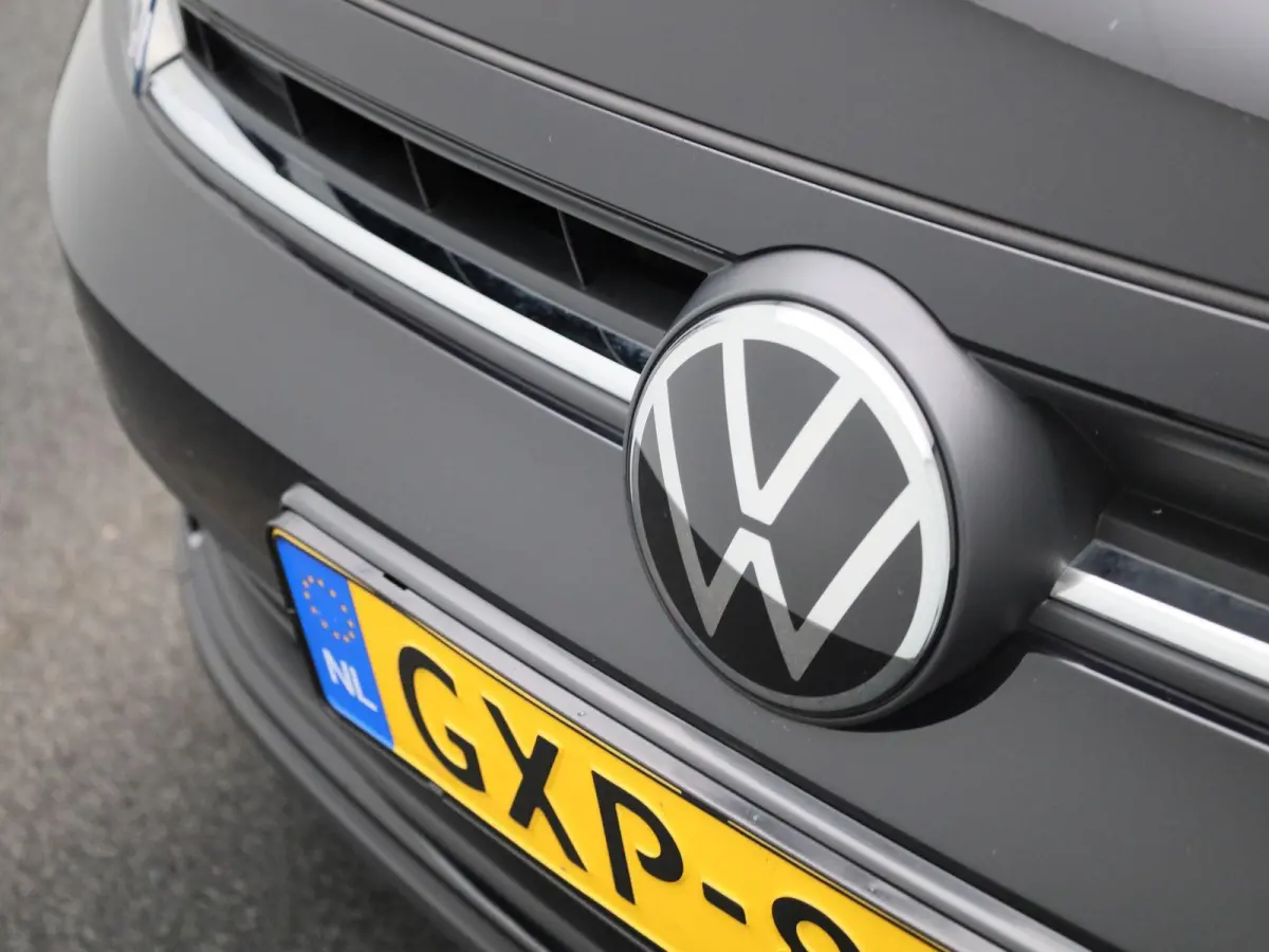 1.0 TSI Life Edition | 95 PK | EM | Navigatie | Climatronic (Automatische Airco) | Lichtmetalen Velgen | Parkeercamera | Carplay / Android Auto