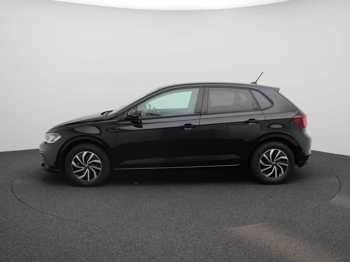 1.0 TSI Life Edition | 95 PK | EM | Navigatie | Climatronic (Automatische Airco) | Lichtmetalen Velgen | Parkeercamera | Carplay / Android Auto