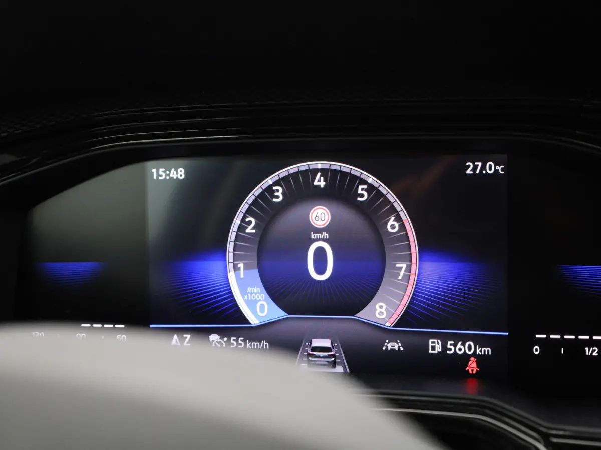 1.0 TSI Life Edition | 95 PK | EM | Navigatie | Climatronic (Automatische Airco) | Lichtmetalen Velgen | Parkeercamera | Carplay / Android Auto