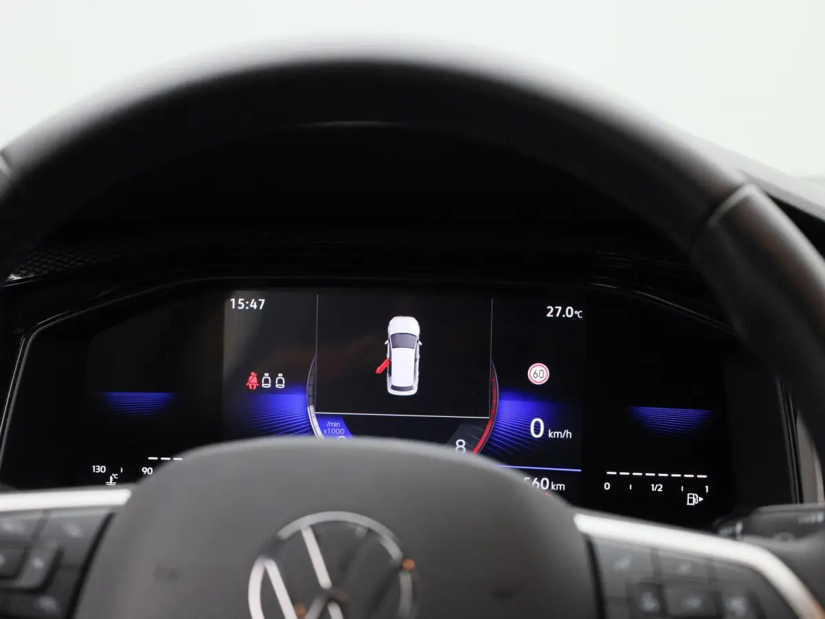 1.0 TSI Life Edition | 95 PK | EM | Navigatie | Climatronic (Automatische Airco) | Lichtmetalen Velgen | Parkeercamera | Carplay / Android Auto