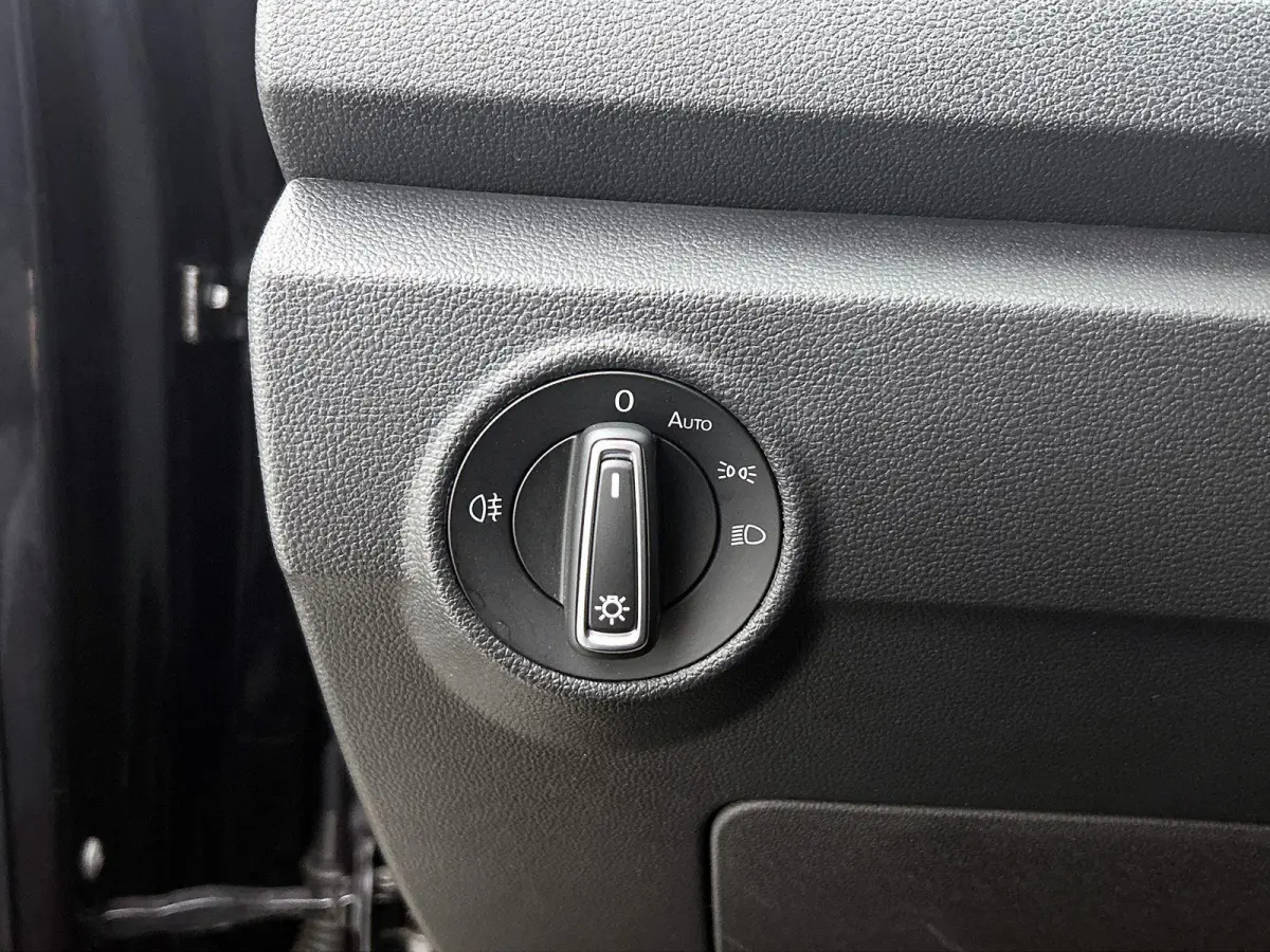 2.0 TSI 4Motion R 300 PK | Panoramadak | Afneembare Trekhaak | Sfeerverlichting | Dealeronderhouden | 19 Inch Velgen | Keyless Access | Achterklep Elektrisch | Beats Audio