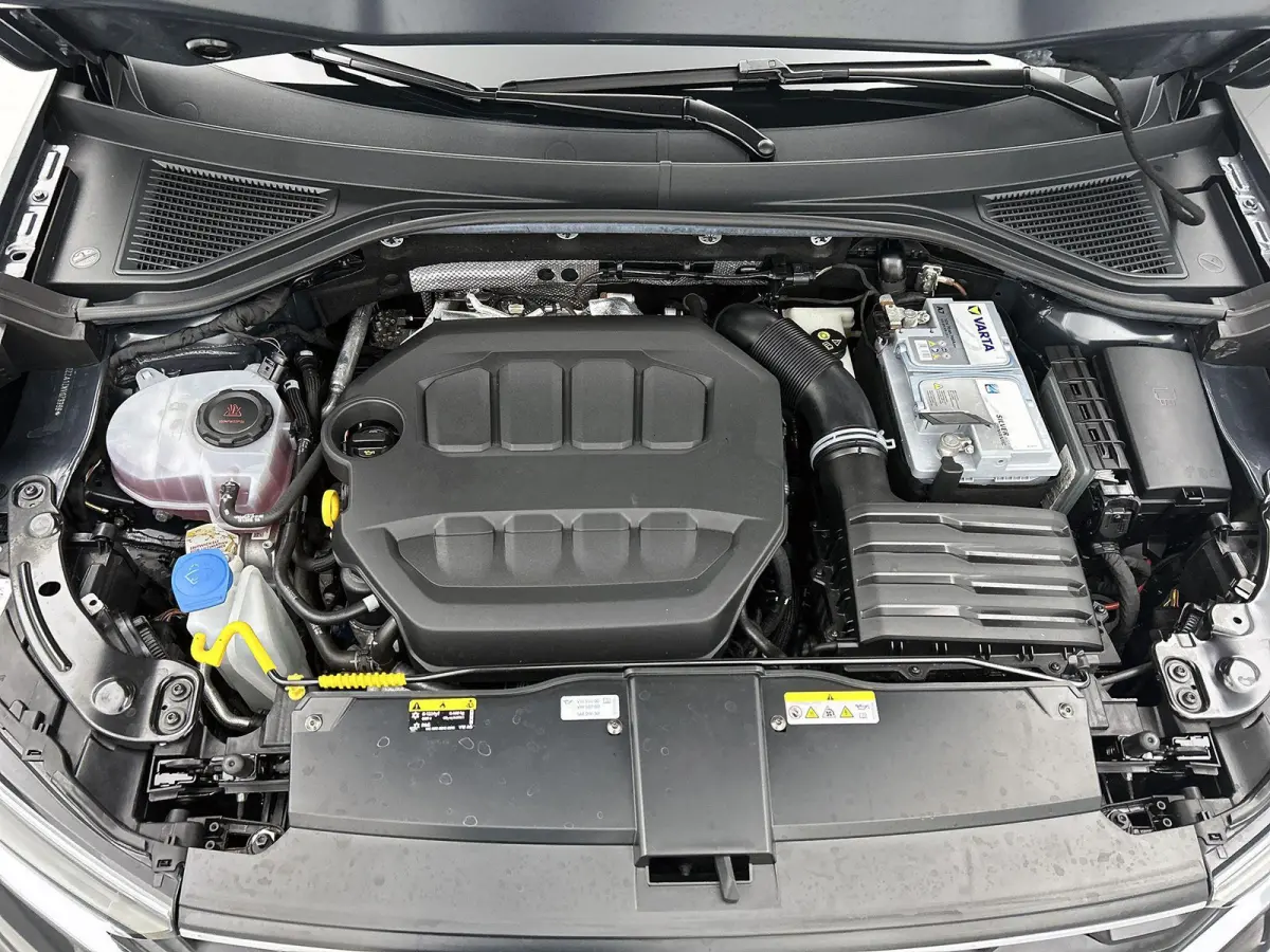 2.0 TSI 4Motion R 300 PK | Panoramadak | Afneembare Trekhaak | Sfeerverlichting | Dealeronderhouden | 19 Inch Velgen | Keyless Access | Achterklep Elektrisch | Beats Audio