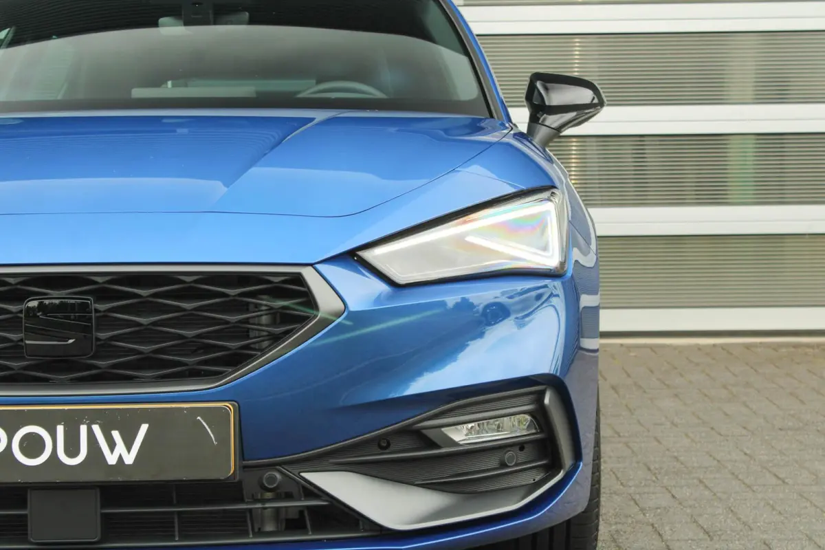 1.5 TSI e-Hybrid 204pk FR Business |Verlaagd | Black Pack | 18' velgen | Navigatie | Adaptief Cruise Control