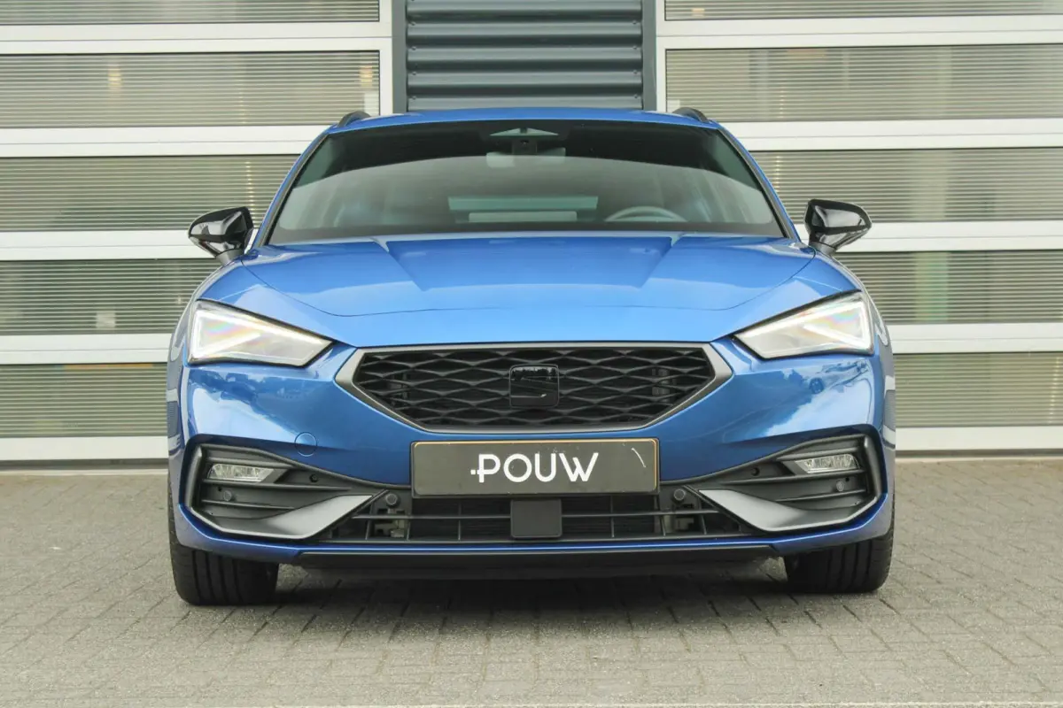 1.5 TSI e-Hybrid 204pk FR Business |Verlaagd | Black Pack | 18' velgen | Navigatie | Adaptief Cruise Control
