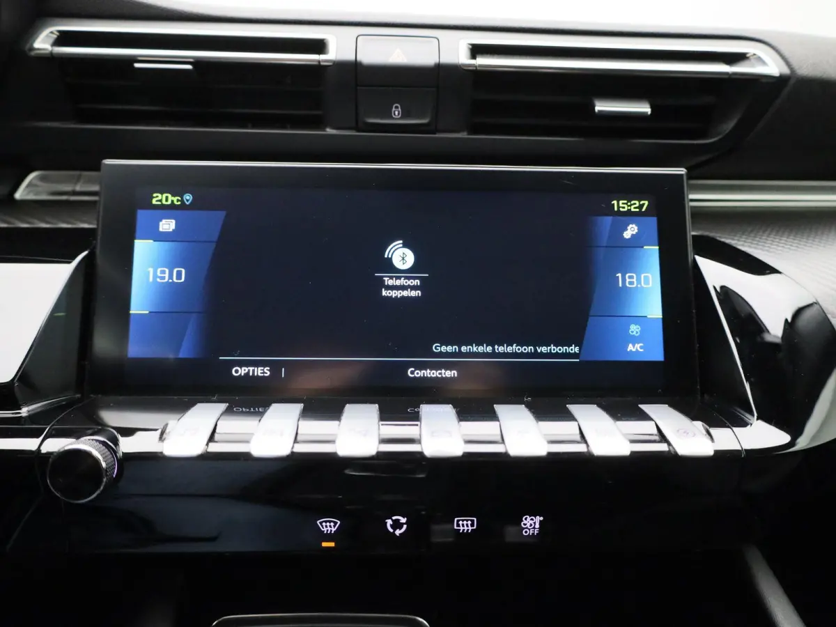 1.6 Hybrid 225 e-EAT8 Allure Pack | Apple Carplay / Android Auto | Virtual Cockpit | Privacy Glass | Lichtmetalen Velgen |