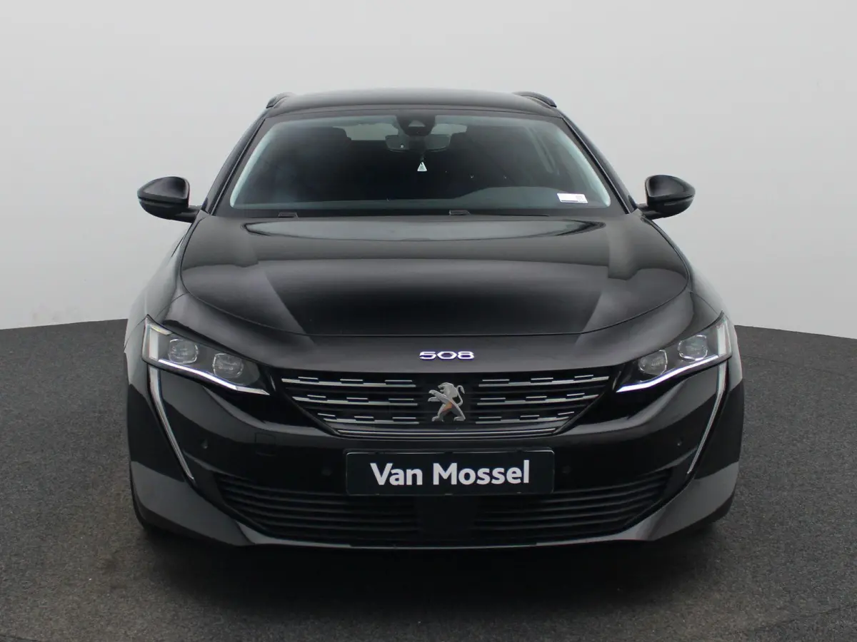 1.6 Hybrid 225 e-EAT8 Allure Pack | Apple Carplay / Android Auto | Virtual Cockpit | Privacy Glass | Lichtmetalen Velgen |