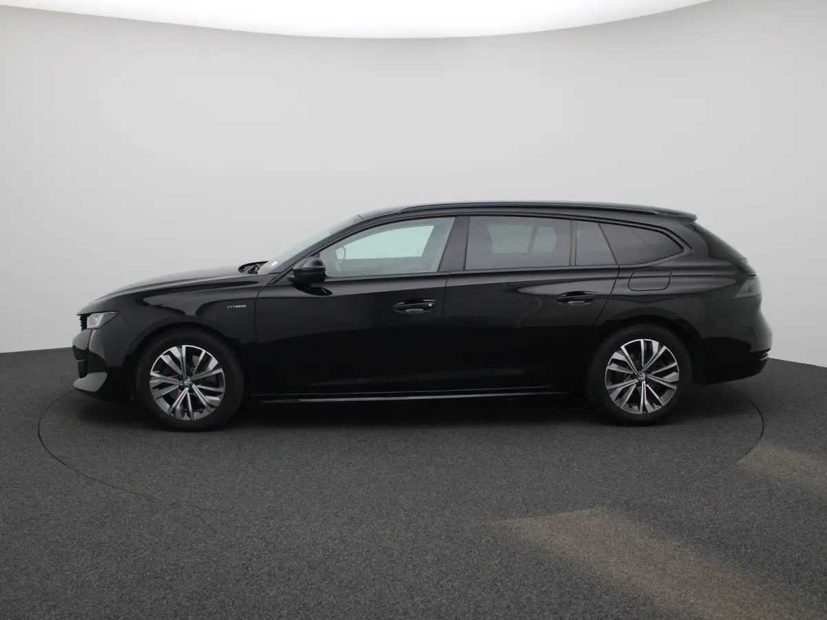 1.6 Hybrid 225 e-EAT8 Allure Pack | Apple Carplay / Android Auto | Virtual Cockpit | Privacy Glass | Lichtmetalen Velgen |