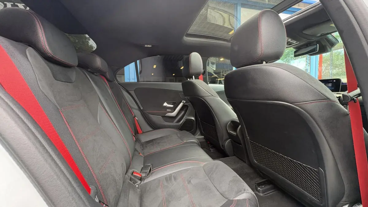 250 AMG , PANO,, Leer ,, DIKKE UITVOERING LET OP!!!