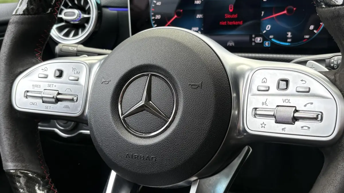 250 AMG , PANO,, Leer ,, DIKKE UITVOERING LET OP!!!