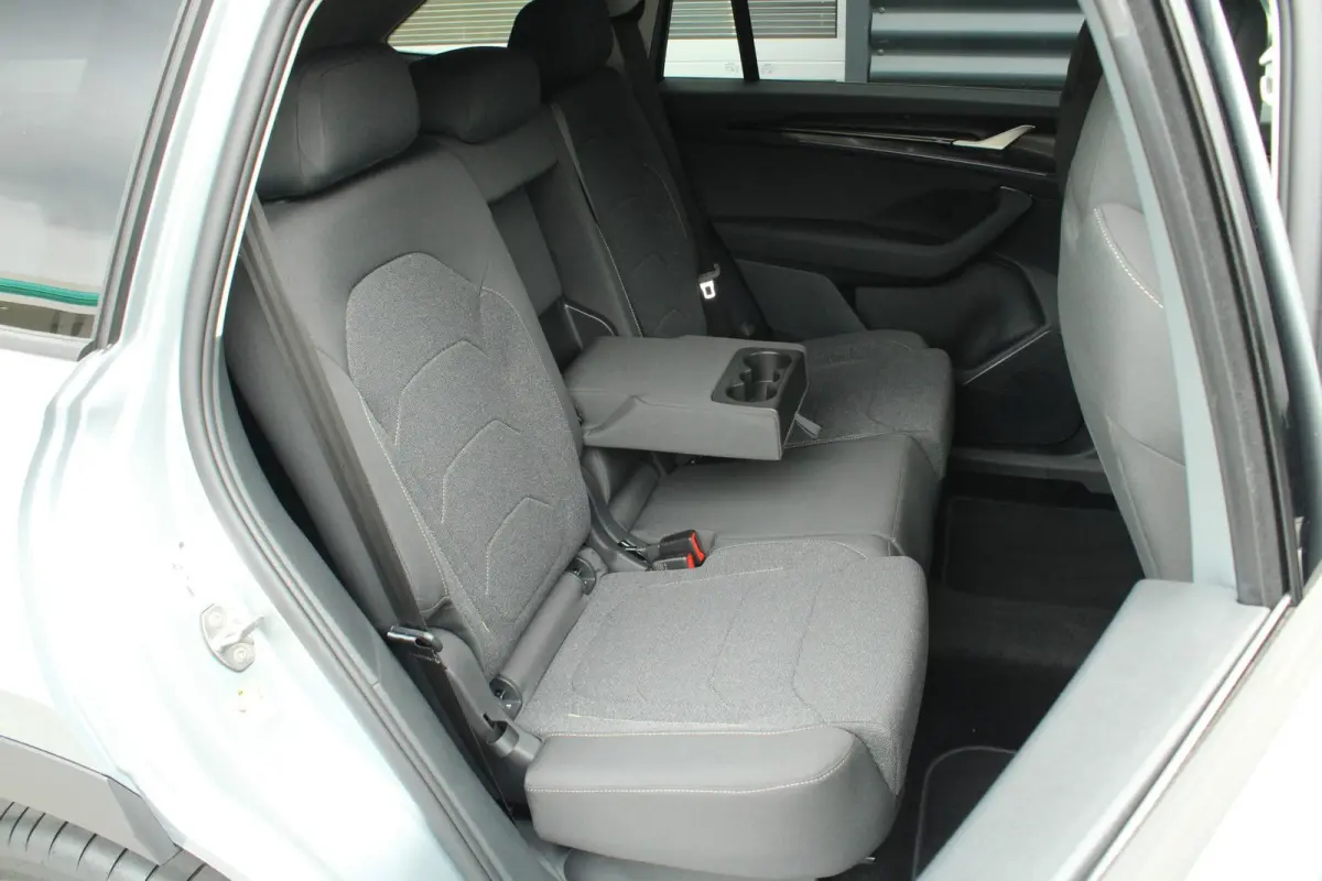 1.5 TSI 204pk PHEV Edition | Trekhaak | 19" Velgen | Getint Glas