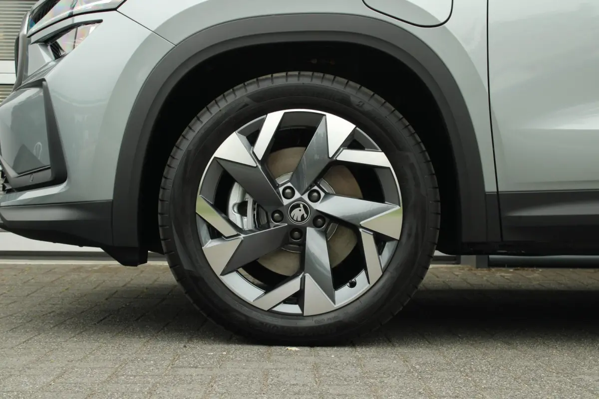 1.5 TSI 204pk PHEV Edition | Trekhaak | 19" Velgen | Getint Glas