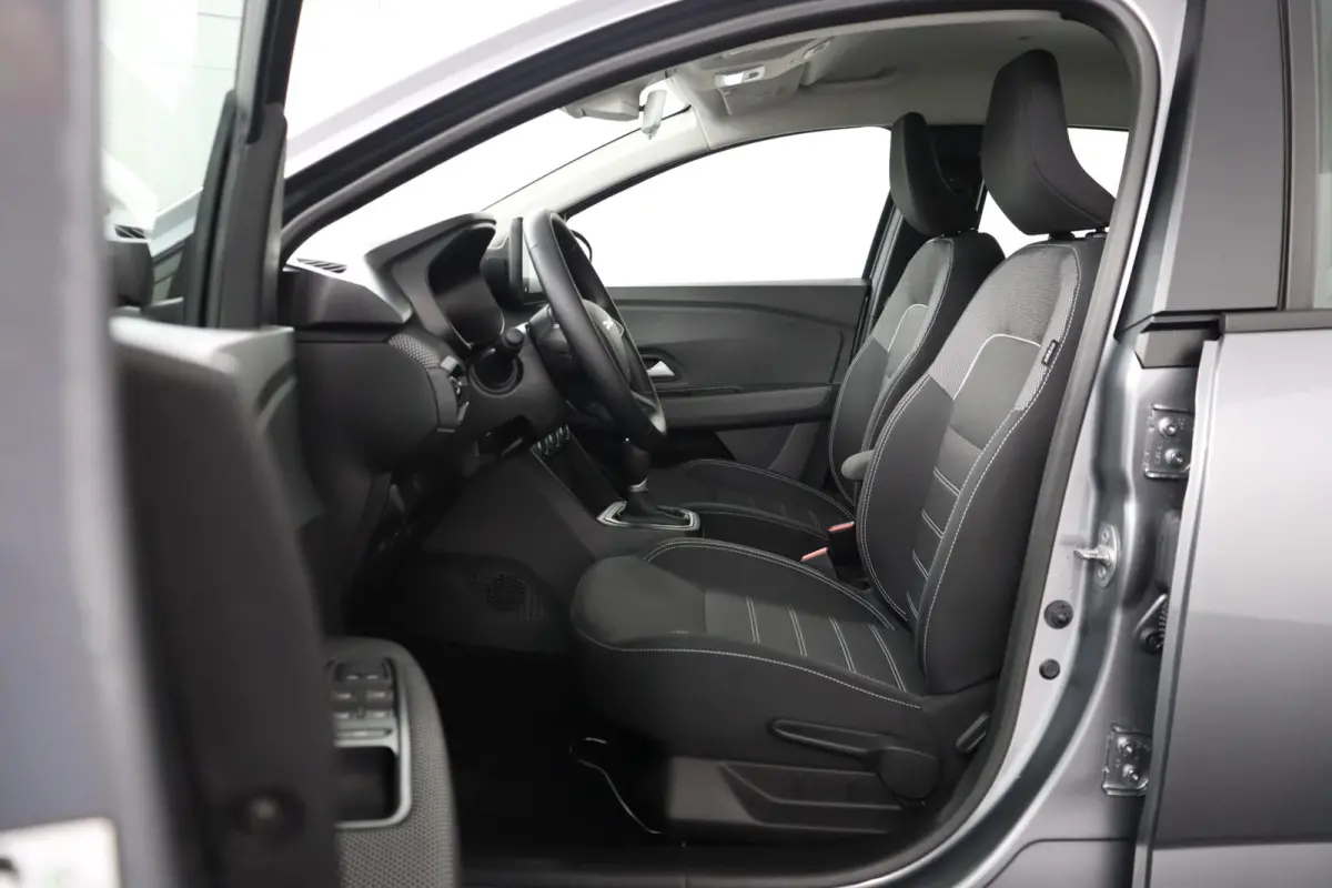 TCe 90 CVT Expression | AUTOMAAT | Climate Control | Stoelverw. | Parkeercamera |