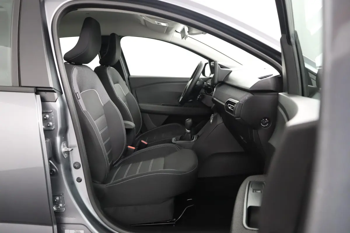TCe 90 CVT Expression | AUTOMAAT | Climate Control | Stoelverw. | Parkeercamera |