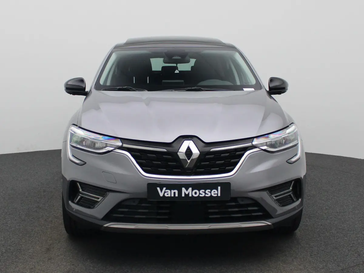 1.6 E-Tech Hybrid 145 Intens | PANO | ACC | 360 Camera | Keyless | Virtual Cockpit  | Climate Control |
