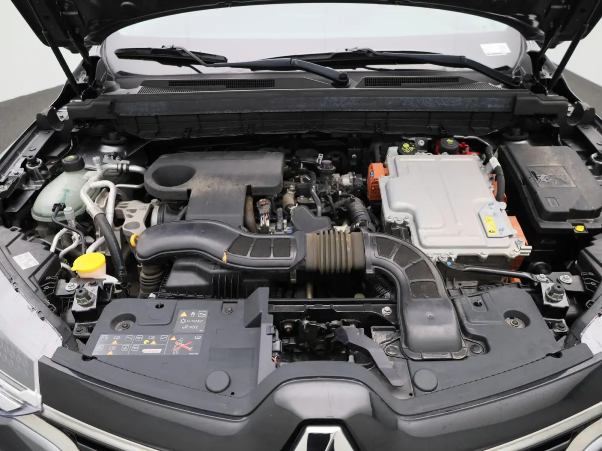 1.6 E-Tech Hybrid 145 Intens | PANO | ACC | 360 Camera | Keyless | Virtual Cockpit  | Climate Control |