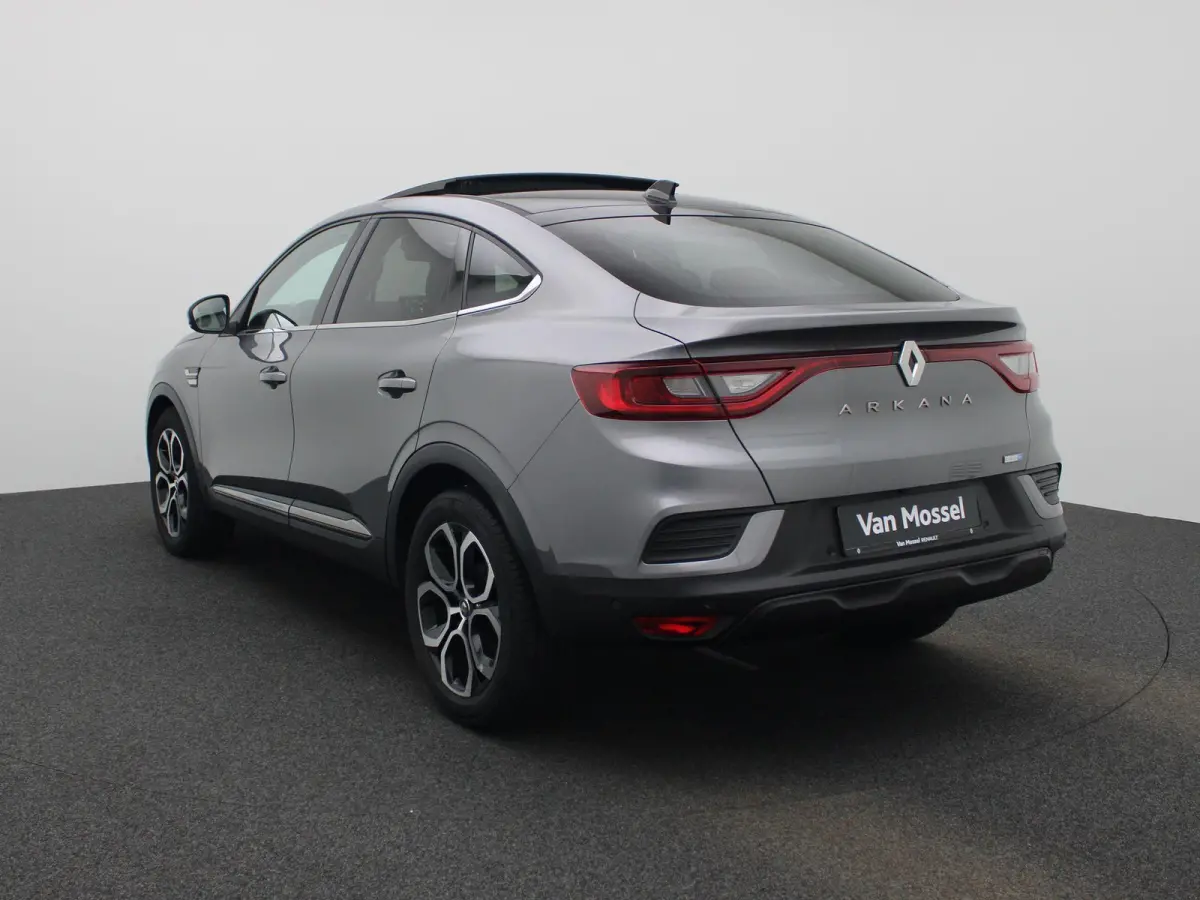 1.6 E-Tech Hybrid 145 Intens | PANO | ACC | 360 Camera | Keyless | Virtual Cockpit  | Climate Control |