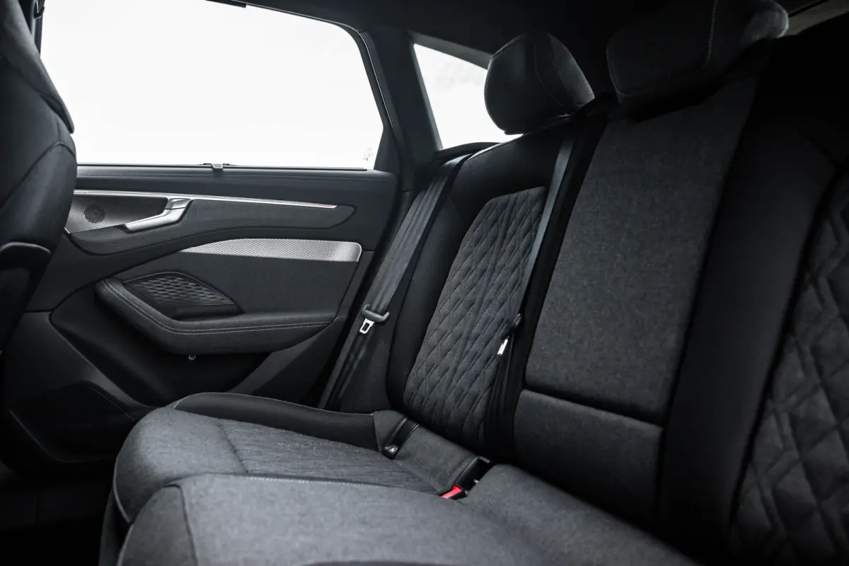 2.0 e-hybrid quattro Pro Line | Trekhaak | HUD | Bang & Olufsen | | Trekhaak | HUD | Bang & Olufsen |