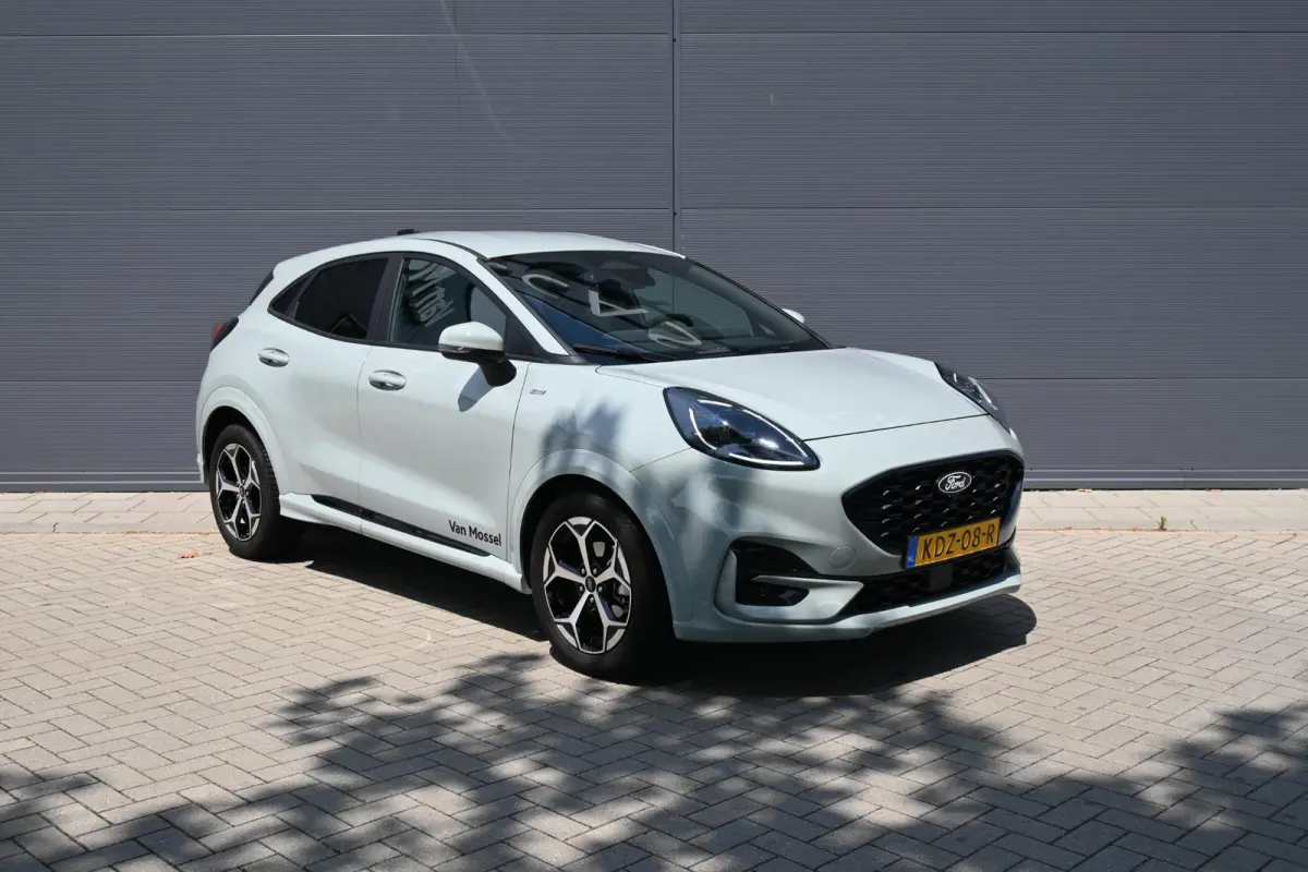 1.0 EcoBoost ST-Line | All Season Banden | Stoel & Stuurverwarming | Navi | Apple Carplay & Android Auto | LED