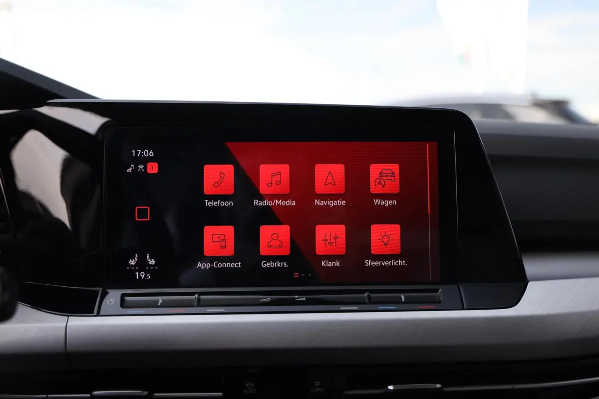 1.0 eTSI Life Business|Automaat|LED|Stoel/Stuurverwarming|Apple carplay/Android auto|